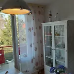 Schwalbennest-exklusiv-eigener Strandzugang-wellenrauschen