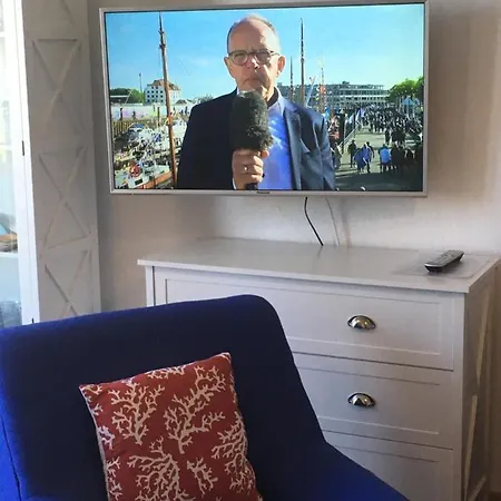 Schwalbennest-exklusiv-eigener Strandzugang-wellenrauschen