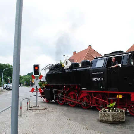アパート Schwalbennest-exklusiv-eigener Strandzugang-wellenrauschen Ostseebad Kühlungsborn