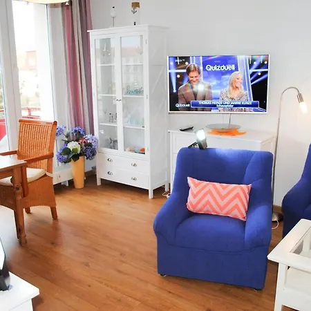 Schwalbennest-exklusiv-eigener Strandzugang-wellenrauschen Apartmán *