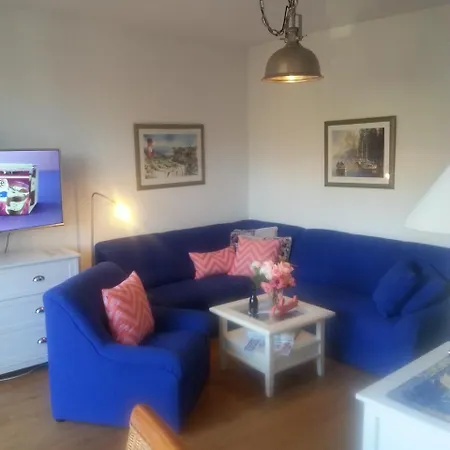 Apartman Schwalbennest-exklusiv-eigener Strandzugang-wellenrauschen