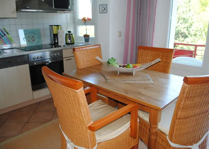 Schwalbennest-exklusiv-eigener Strandzugang-wellenrauschen Lejlighed