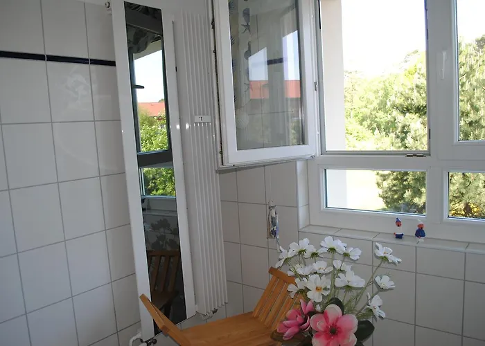 Apartment Schwalbennest-exklusiv-eigener Strandzugang-wellenrauschen