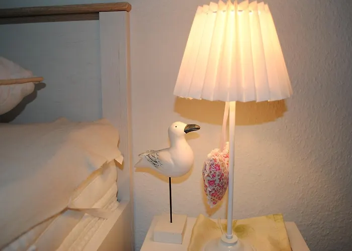 Schwalbennest-exklusiv-eigener Strandzugang-wellenrauschen Apartment